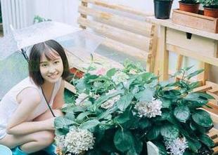 丽柜 – 不容错过的心心护士写真，快来网盘获取最新美图作品吧！