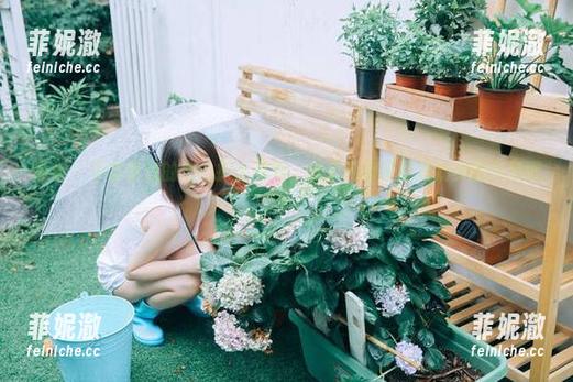 丽柜-心心 丽柜 - 不容错过的心心护士写真,快来网盘获取最新美图作品吧!