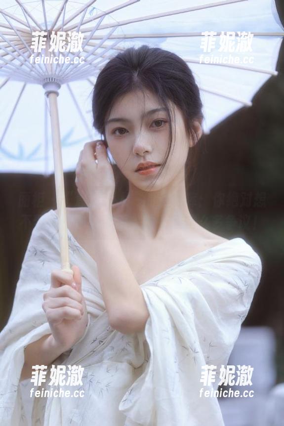 丽柜 - “悠悠双人”的资料库：你绝对想不到的图包资源原来能引发这么多争议！