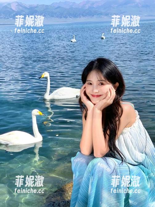 丽柜-文芮 丽柜 - 文芮的私拍原图,文艺而真实,带你走进一个秘书的心灵世界!