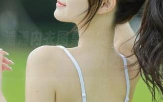 丽柜 – 潘潘内衣图集最新上线，快来感受她的独特魅力吧！