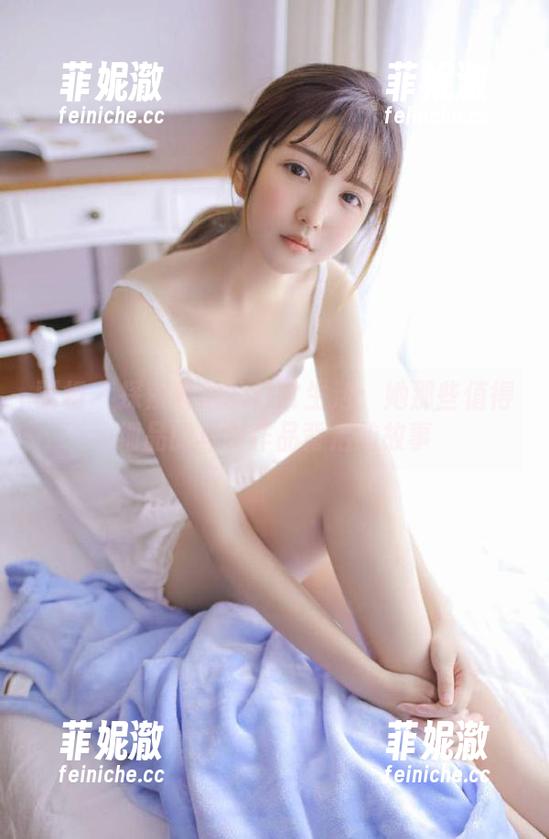 丽柜-琳达 丽柜 - 探索琳达的日常生活:她那些值得细品的写真作品背后的故事