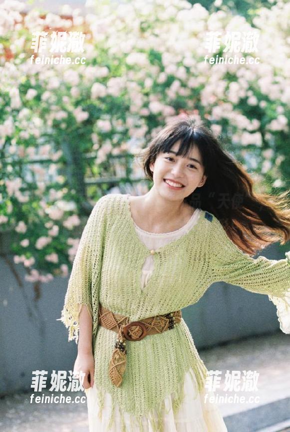 丽柜-钟晴 丽柜 - 免费获取钟晴写真作品“天使”,为你的生活增添一份甜美色彩!