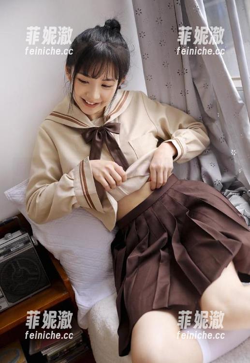 丽柜 - 收藏阳阳吊带系列写真，获取高清图片的下载信息一网打尽！