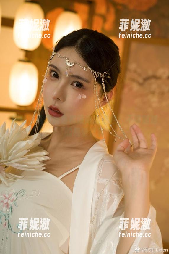 探秘亚马逊鲶鱼和服高清图包：不可错过的视觉盛宴