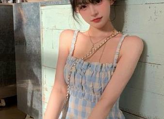 走进今汐的浴室私拍图包，体验那些水汽弥漫中的迷人姿态与优雅瞬间！