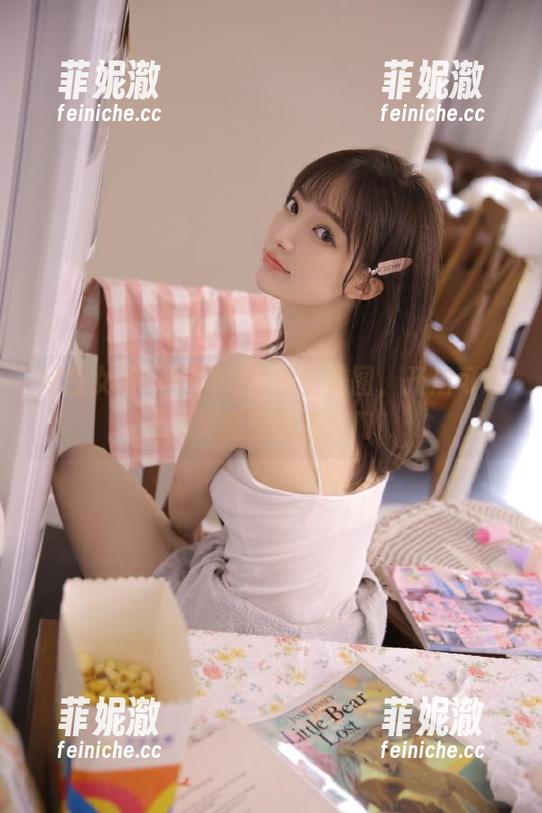 克拉女神-YOYO 克拉女神 - YOYO的浴室美图,开启可爱写真灵感的秘密大门!