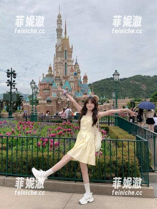 克拉女神 - 姜璐旗袍写真集无限魅力，快来免费下载，共享美丽瞬间！