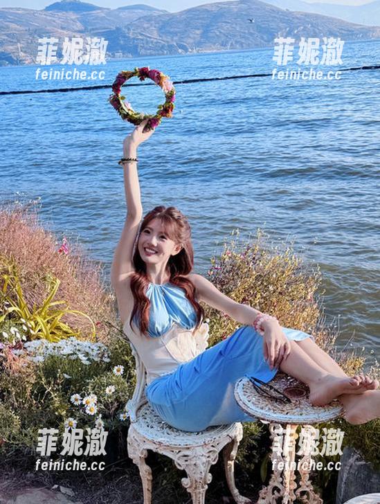 克拉女神 - 探索孟君的美足艺术：别致写真图集记录每一个迷人瞬间