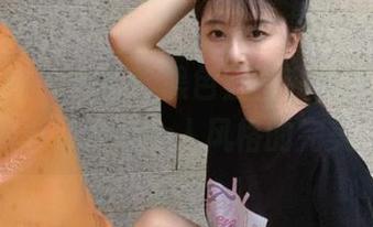 克拉女神 – 宋智珍黑色氛围私拍美图，感受摄影艺术与个人风格的完美结合