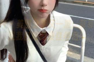 克拉女神 – 美图分享又一波：菲菲的毛衣是我自嘲的最佳伴侣！
