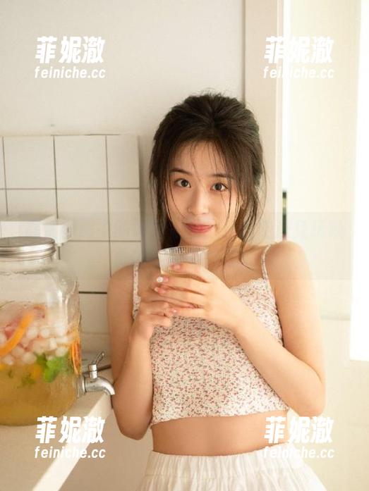 兔玩映画 高清图册中的诗意校园:一起走进兔玩映画的初秋浪漫吧!