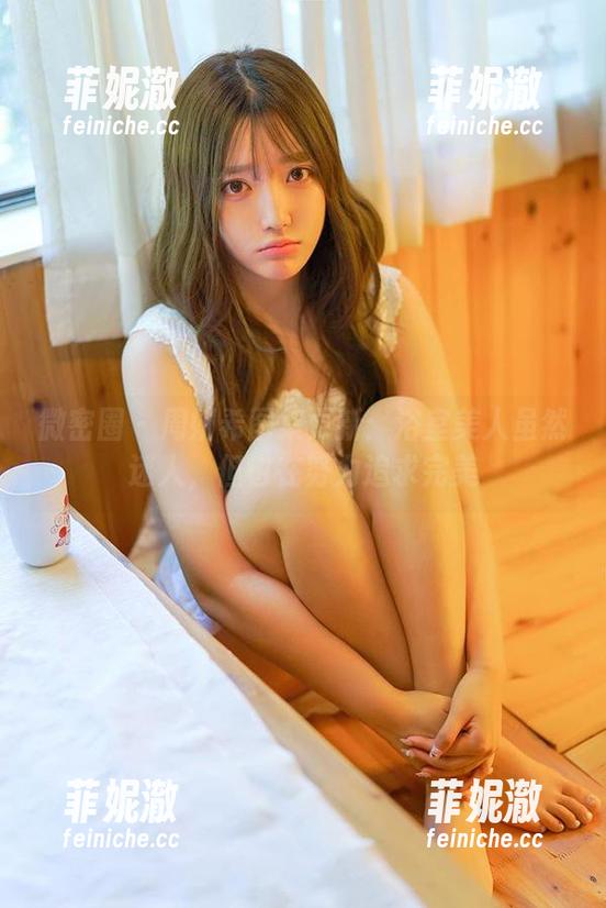 微密圈 - 周妍希图集更新：浴室美人虽然迷人，但也在努力追求完美
