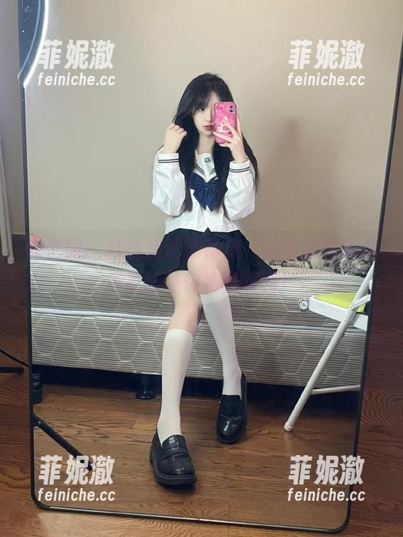微密圈 - 打造运动新形象，周妍希写真合集更新让你瞩目不已！