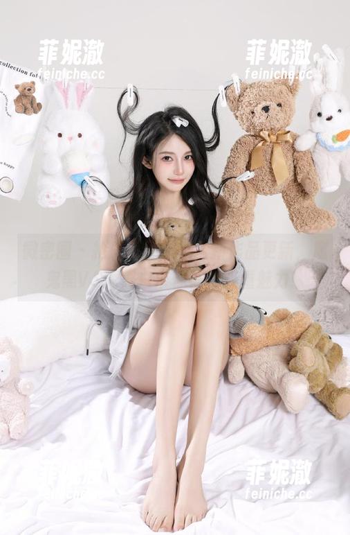 微密圈 - 抢先看周妍希全新作品更新，魔鬼黑VS诱惑白带你体验双重魅力！