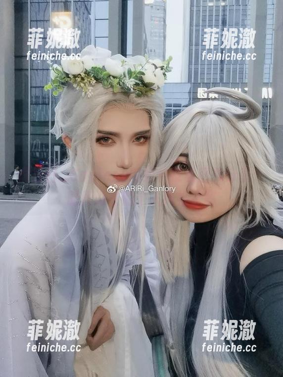 啊日日_Ganlory的经典皮衣图集分享：时尚博主的个人风格探秘