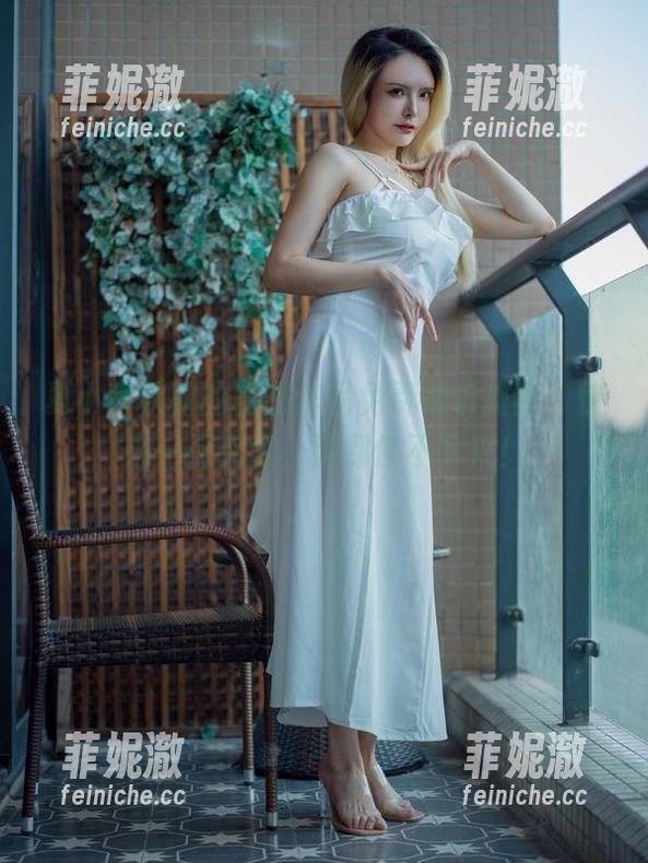 夏小秋秋秋的秘密作品免费视听盛宴，快来一探究竟，笑到停不下来！
