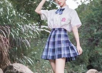 头条女神 – 娜依灵儿的睡衣系列，独特美图图集让你感受到前所未有的视觉盛宴