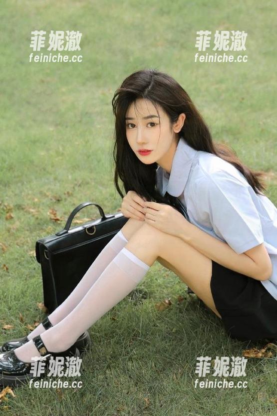 头条女神 - “御姐”图集作品来袭，小晴子用镜头讲述属于她的故事