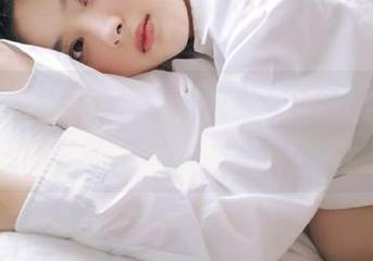 头条女神 – 高清捕捉李梓熙的九尾狐花絮视频，无比动人的照片让你心动不已！