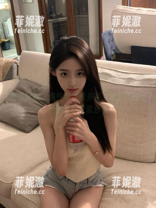 头条女神 - 随性与优雅并存，迪爱儿的无圣光写真套装分享