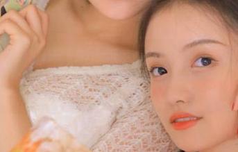 微密圈 – 奶宝妹纸专属：傲人身材的精选套图，诱惑满满不容错过