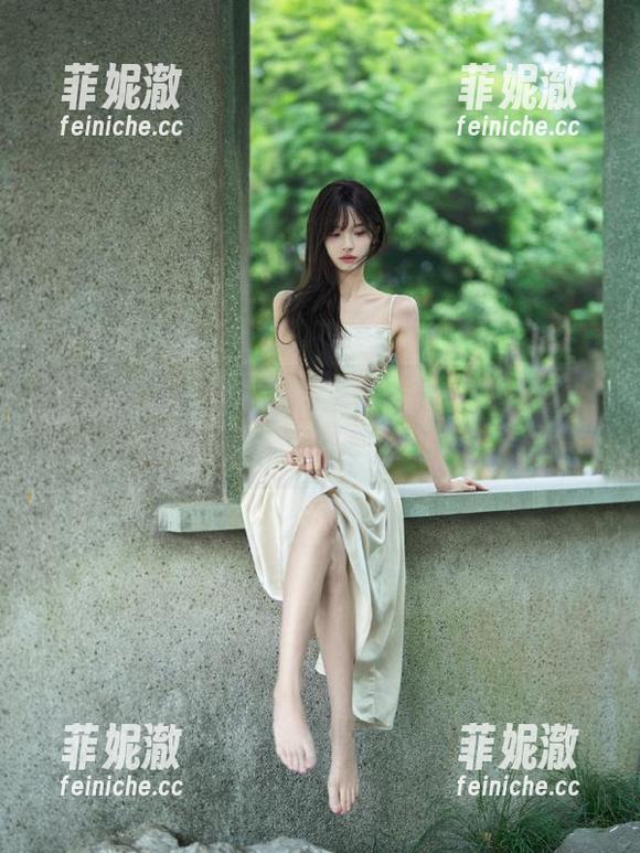 妖精视觉 - 2023最新冬冬温柔图集，带你领略她的唯美艺术世界