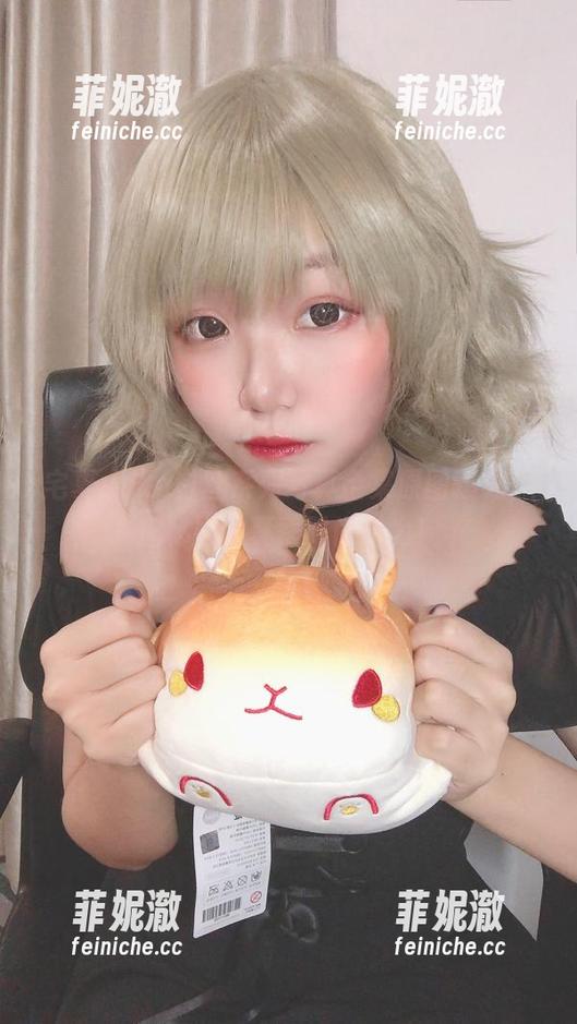 宅夏yoko 宅夏yoko白丝系列写真全集原图曝光,揭秘她的夏季时尚魅力!