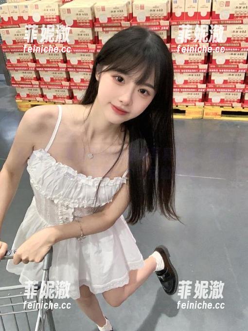 尤果网 - 夏倪可ella居家写真合集：细腻作品记录每一个生活的瞬间