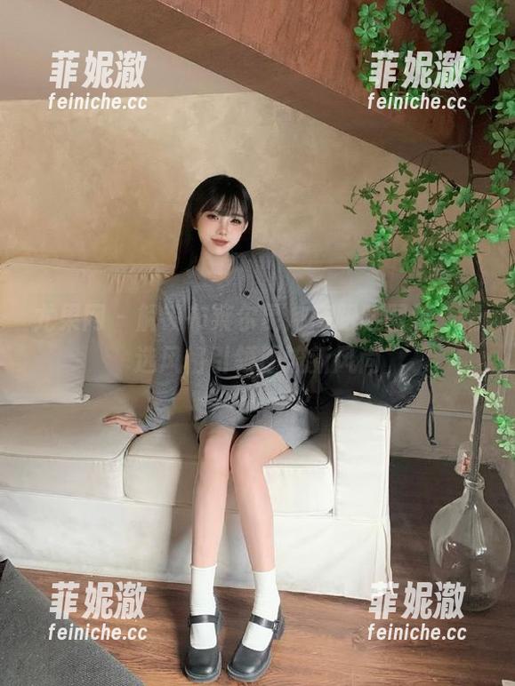尤果网 - 解锁布莱尔昆娜高跟鞋图包，精选风格引领潮流新风尚