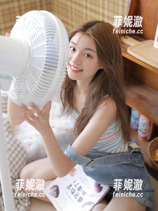 尤果网-王语纯 尤果网 - 无圣光探秘:王语纯的夏日写真呈现独特视角与情感
