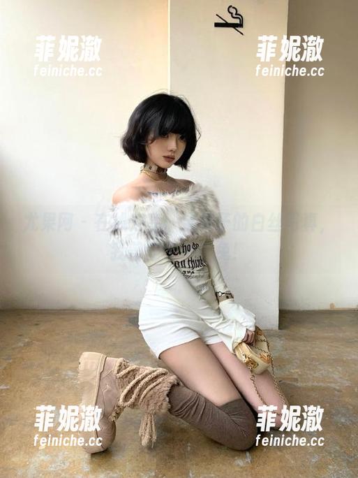 尤果网 - 在线分享：金美子的白丝写真，我曾是个小白兔！