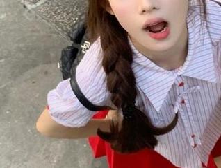 尤果网 – 青树温柔开箱：网盘免费下载，带你领略不一样的写真风格