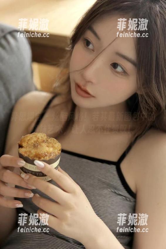 异思趣向-若其 异思趣向 - 炫酷风格!若其最新图包中的棉袜艺术,让人忍不住赞叹!
