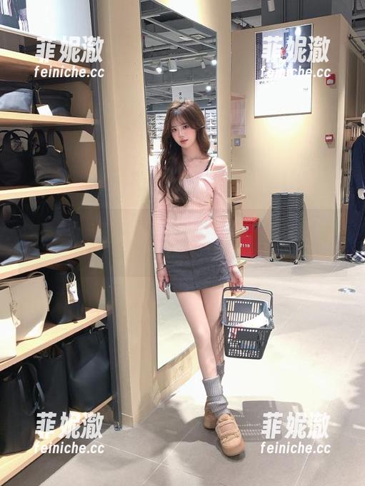 徐莉芝 微密圈 - 看徐莉芝白衬衫作品资源:在时尚与艺术交织的魔力空间