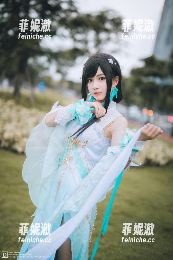 微密圈 - 提袜少女修女最新写真：独特魅力，尽在这组照片中绽放