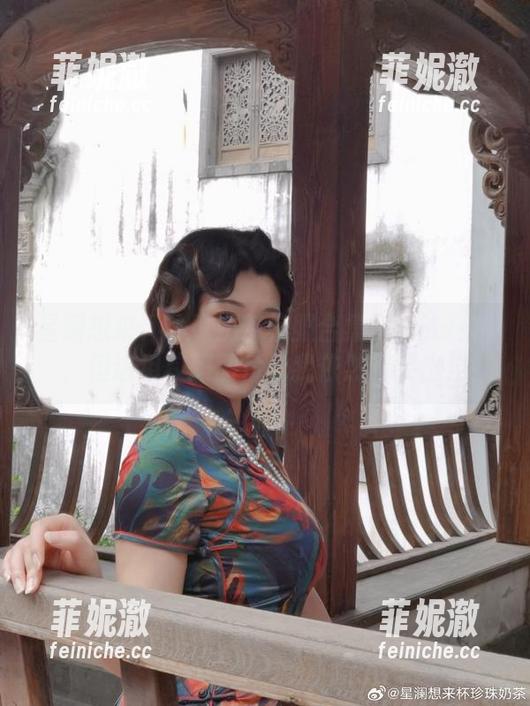 星澜想来杯珍珠奶茶校服合集：时光荏苒，但这组校服图片让我依然想笑出声
