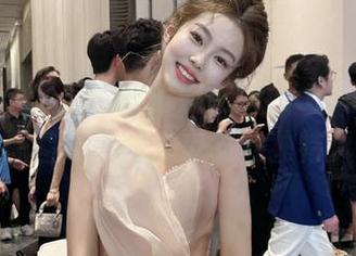 星颜社 – 梦幻少女王婉悠Queen写真集上线，原图展示纯真少女的独特风格！
