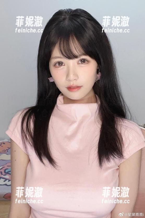 星黛鹿鹿i 星黛鹿鹿i的风情瞬间:罩纱豹纹泳装精选合集,撩动每一颗心