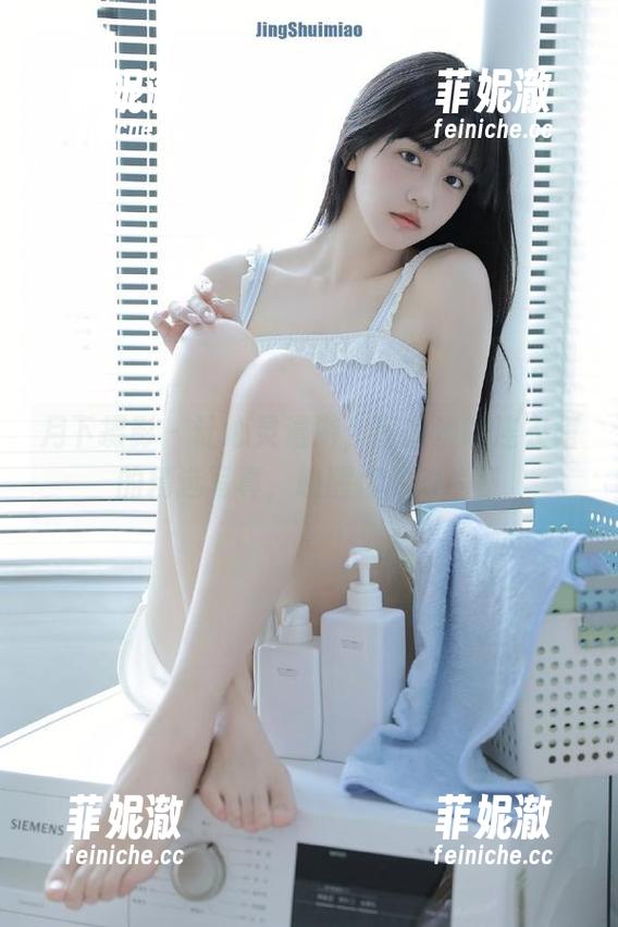 月下摄影 - 让心灵漫游，茜茜浅咖连衣裙的精选写真，唤醒你的时尚感