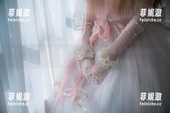 木花琳琳是勇者的美图cos奇想：灰丝下的梦幻角色等你来欣赏！