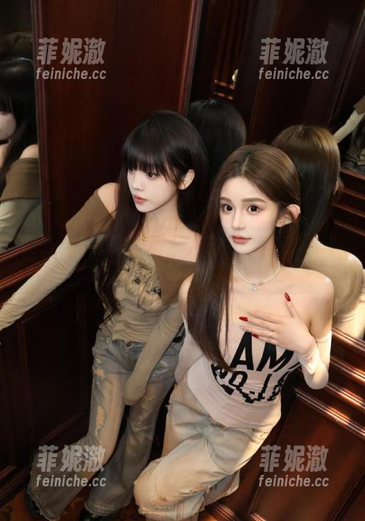 微密圈 - 惊艳！最新李嘉欣97红裙写真照片引发时尚界热议