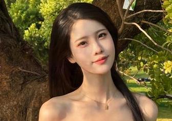 微密圈 – 果儿Victoria时尚之路再启航：全新皮衣美图更新，写真作品的视觉盛宴！