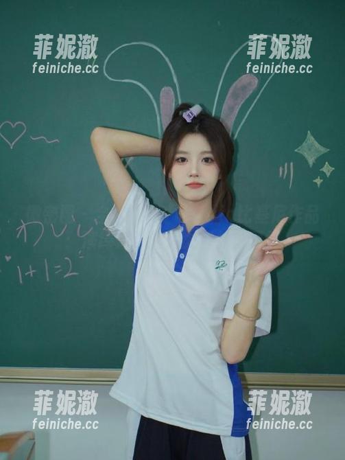 果儿Victoria 微密圈 - 全套果儿Victoria比基尼作品:演绎海边的活力与性感风情