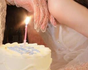 梦丝女神 – 乔儿的校服回忆：私房美图展现青春的真挚与纯洁
