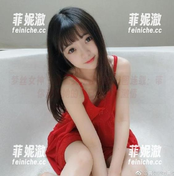 梦丝女神-莹仙女 梦丝女神 - 莹仙女泳装私房美图连载:带你走进她的夏日浪漫与激情