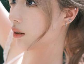 森萝财团独家图包分享，体验肉丝·裸足的无限韵味与性感魅力