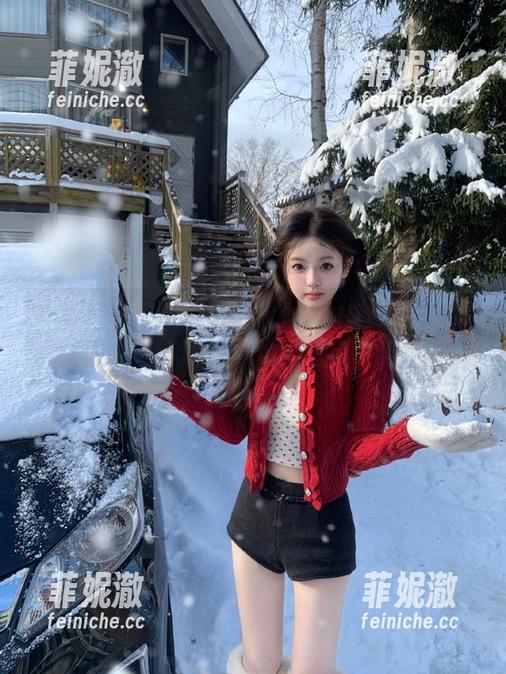 模范学院-柳侑绮Sevenbaby 模范学院 - 柳侑绮Sevenbaby的短裤套图分享:职场与休闲的完美结合