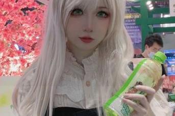 无圣光的神秘：樱落酱w的透明图集，颠覆你的审美观