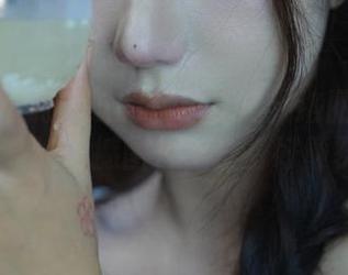 你绝对不能错过的在线盛宴：洛丽塔大哥‘2B改’的震撼图片，准备好颠覆三观！